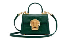 Load image into Gallery viewer, Wİnter Serpentine Lock Handbag